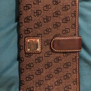 Dooney and Bourke wallet